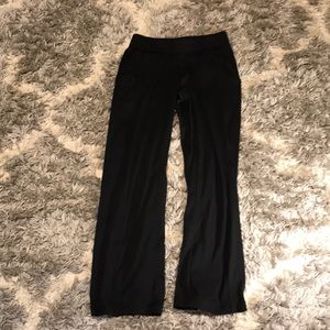 Light Weight Under armour sweatpants size small